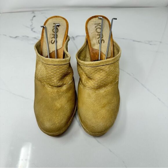 Michael Kors Nubuck Wedge Mules- Size 8 - Picture 3 of 14